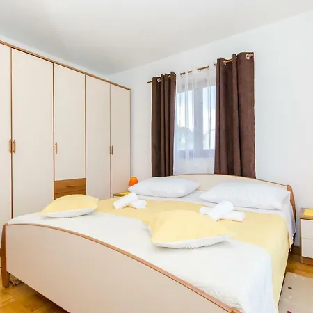Salona Apartments Solin