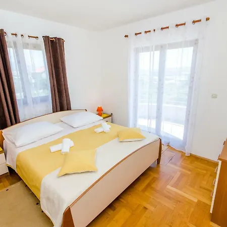 Salona Apartments Apartamento Solin