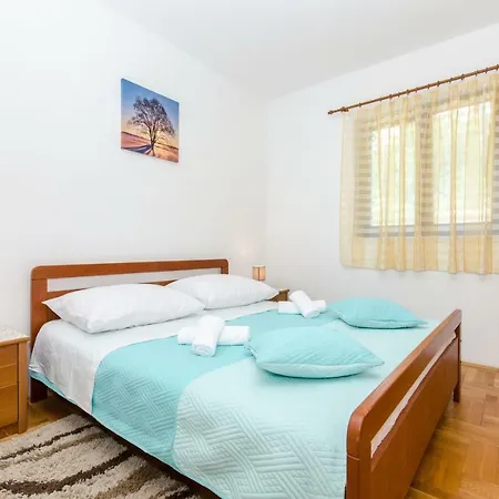 Salona Apartments Apartamento